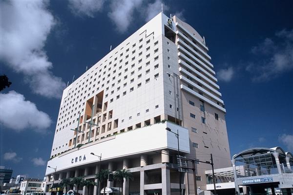 沖縄かりゆしアーバンリゾート・ナハの外観