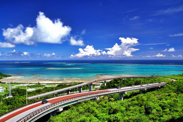 まったりとレンタカーで沖縄ドライブ旅を!